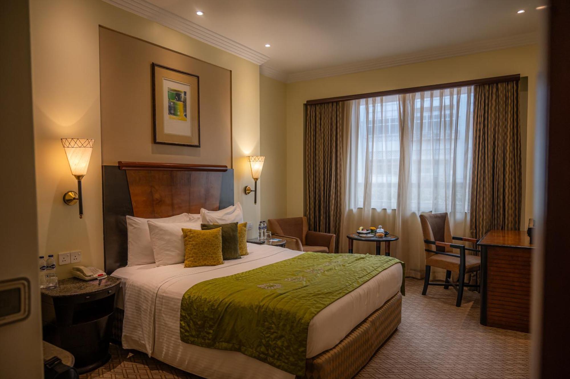Deluxe King Room